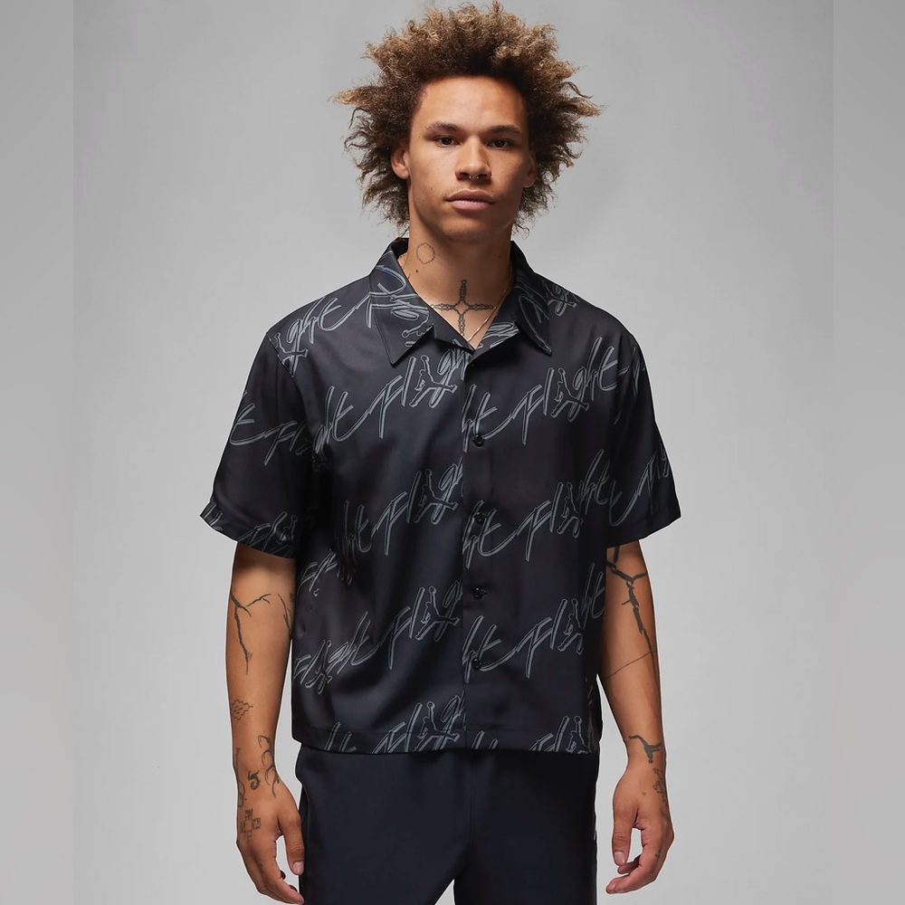 Nike Jordan Essentials Flight Black and Grey Button Down Shirt sz LG